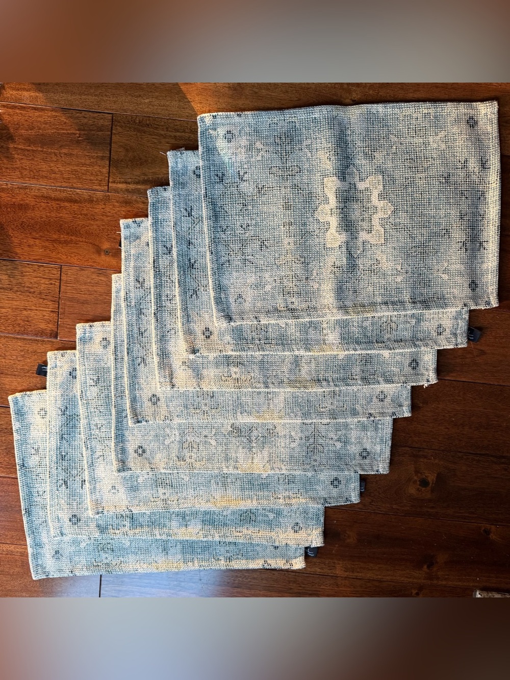 NICOLE MILLER HOME Kilim Green/Beige 8 Placemat Set.